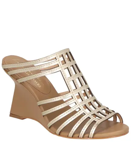 SANDÁLIA MULE SALTO ALTO BY THÁSSIA NAVES DOURADO
