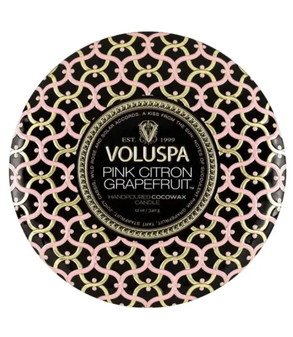 VELA AROMÁTICA LATA 3 PAVIOS 60H PINK CITRON GRAPEFRUIT VOLUSPA