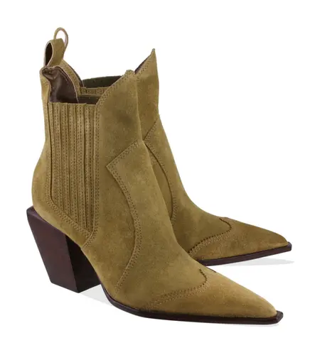 BOTA SALTO ALTO DOLLY SCHUTZ VERDE