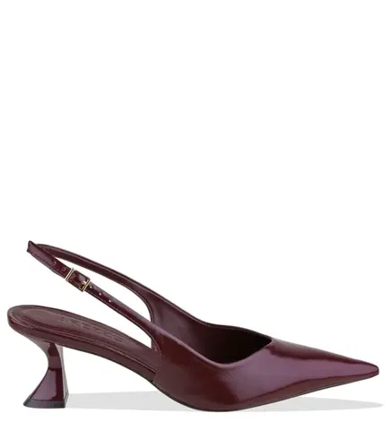SCARPIN SALTO MÉDIO SLINGBACK AREZZO VINHO