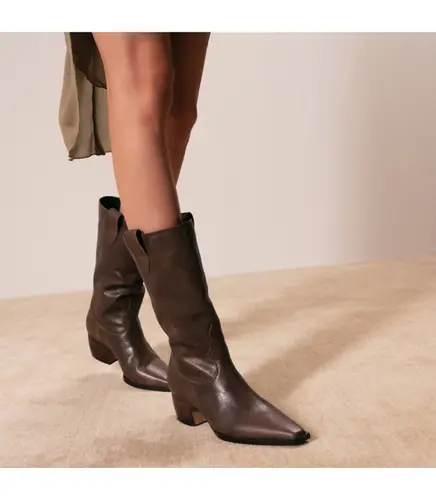 BOTA SALTO BAIXO COWBOW LUIZA BARCELOS MARROM