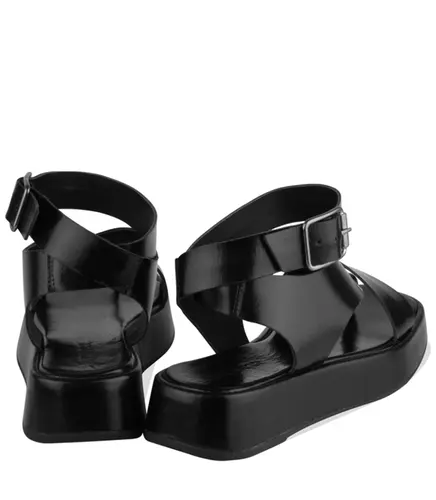 SANDÁLIA SALTO BAIXO FLATFORM TERESA BENTANA PRETO