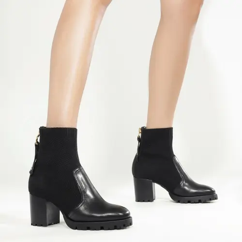 BOTA SALTO BLOCO MÉDIO MARIÁ SCHUTZ PRETO
