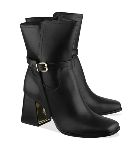 BOTA SALTO MÉDIO LUIZA BARCELOS PRETO