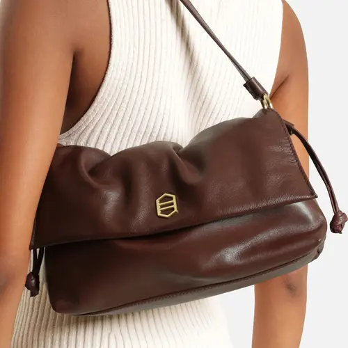 BOLSA MÉDIA AREZZO MARROM