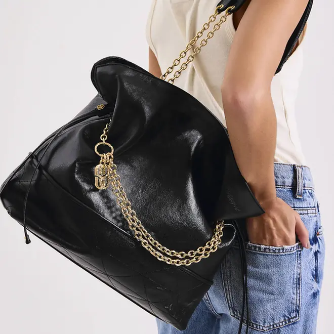 BOLSA MÉDIA SHOPPING SAMMY SCHUTZ PRETO
