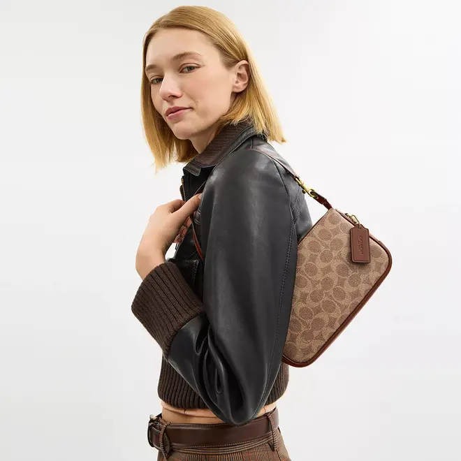 BOLSA COACH NEW YORK PLAZA SIGNATURE MARROM