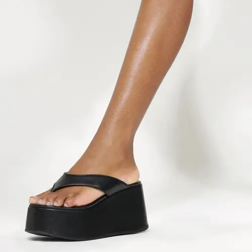 SANDÁLIA SALTO ALTO PLATAFORMA CASSY BLOCK SCHUTZ