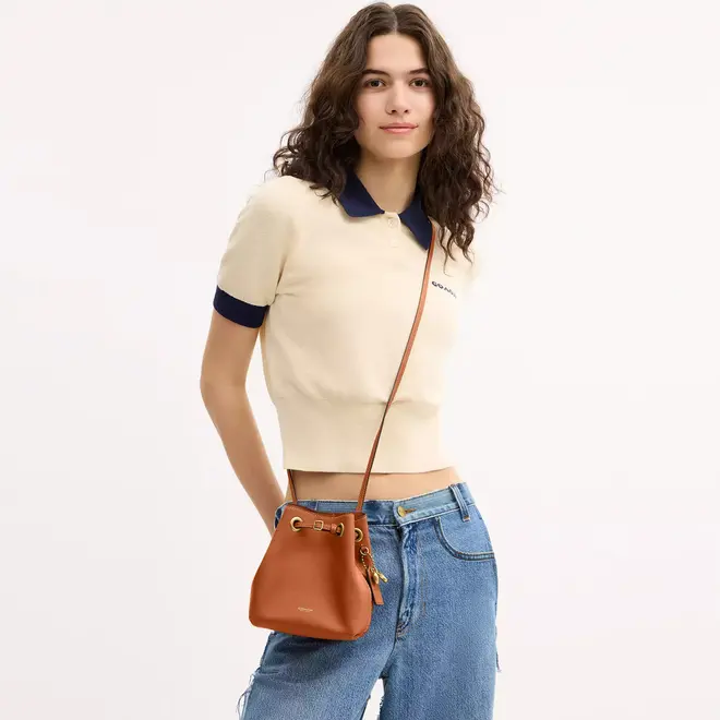 BOLSA COACH NEW YORK JADE DRAWSTRING CARAMELO